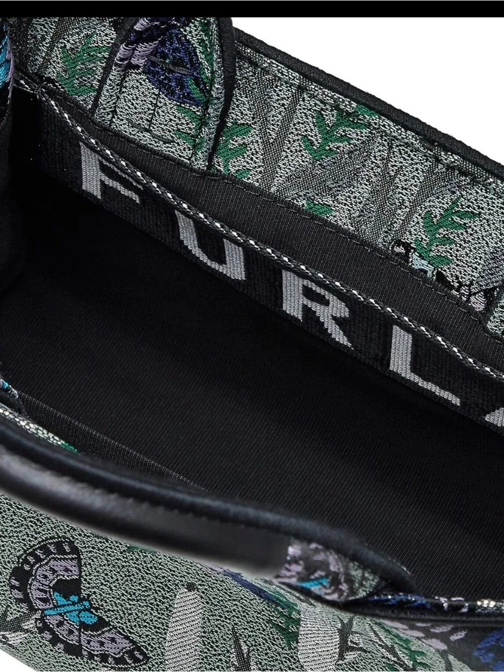 Furla Opportunity Large Jacquard Tote in the Toni Ulivo came without strap